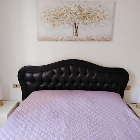 Mazzini Apartment - The V Collection Турате Экстерьер фото