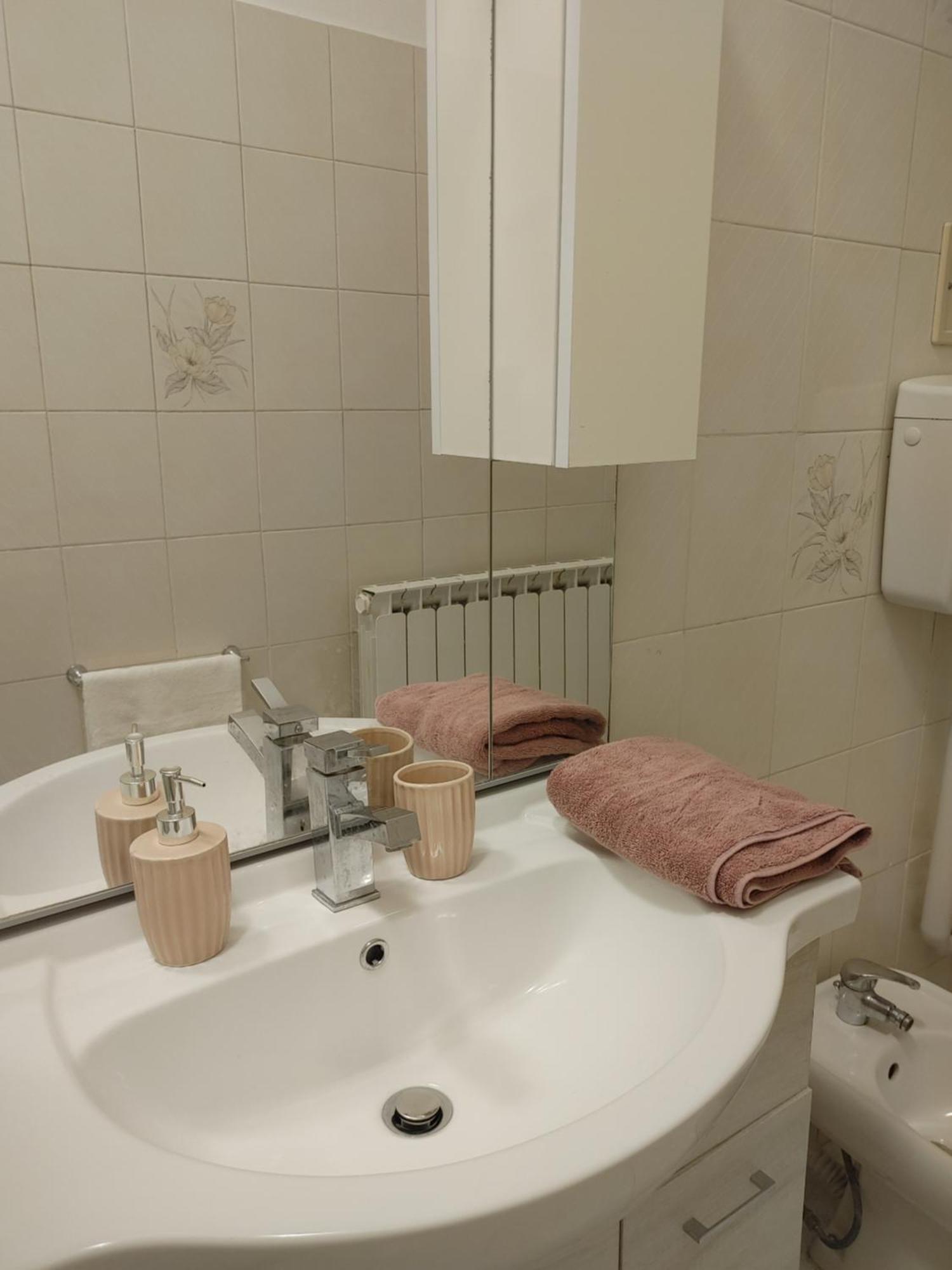 Mazzini Apartment - The V Collection Турате Экстерьер фото